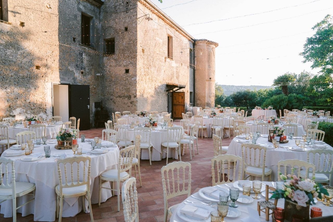 Allestimento evento al tramonto